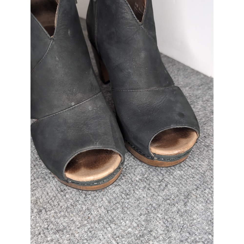 Dansko Delphina Bootie Sz 9 US / 39 Peep-Toe Platform Leather‎ Black Suede Heels - Picture 3 of 9